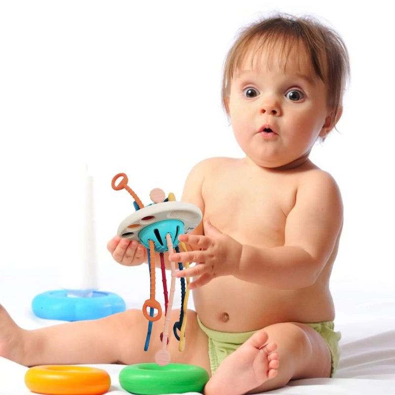 Pull String Toy UFO™ | Stimulate The Baby's Imagination
